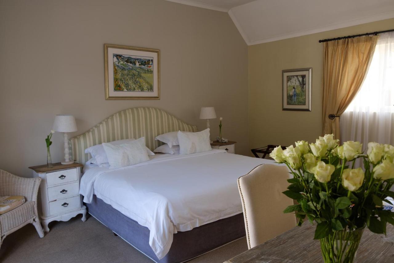 Constantia White Guest house