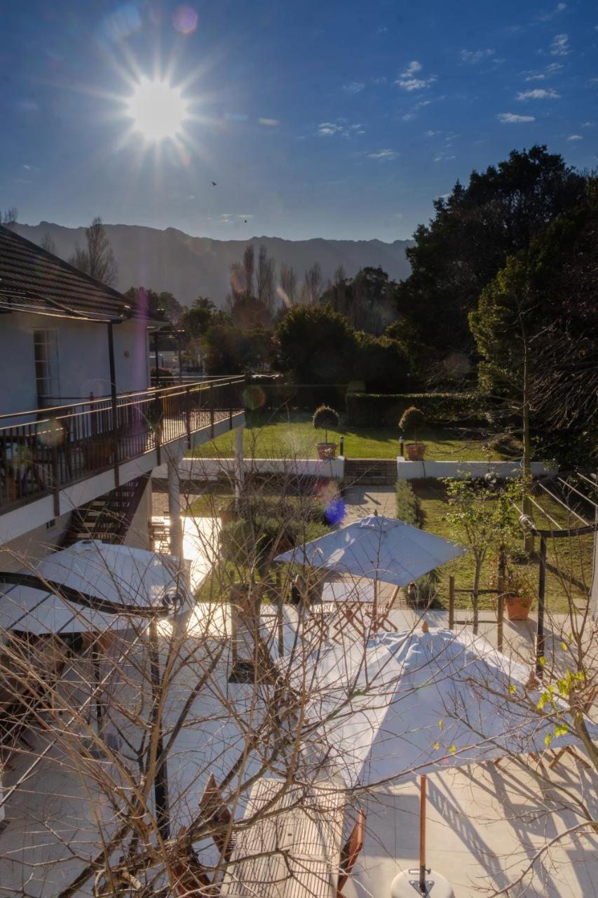 Constantia White 4*
