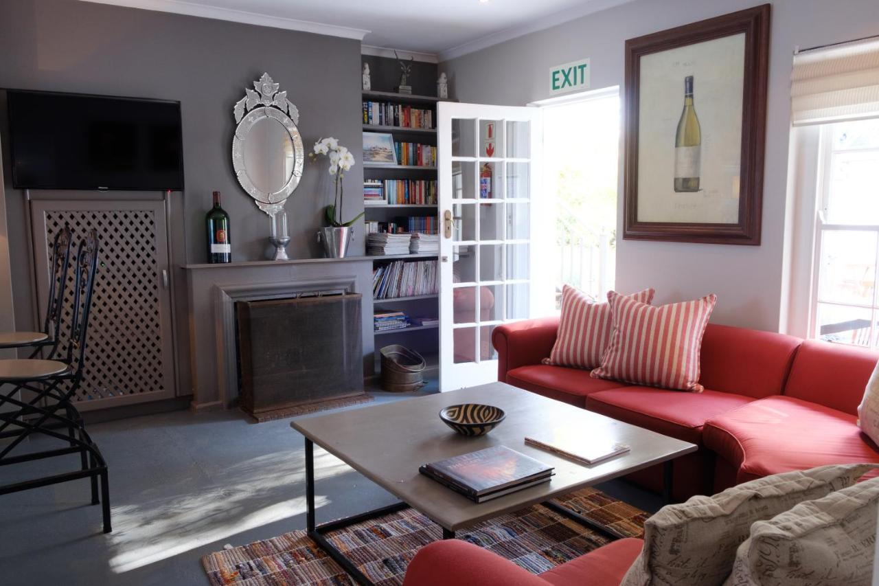 Constantia White 4*